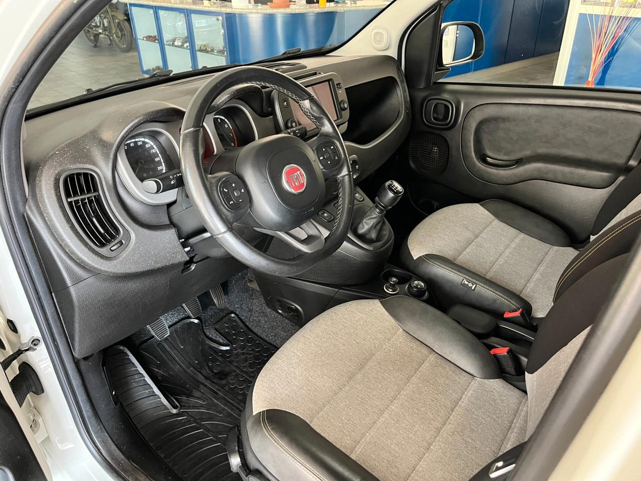 Fiat Panda 0.9 TwinAir Turbo 4x4 Cross-NEOPATENTATI-