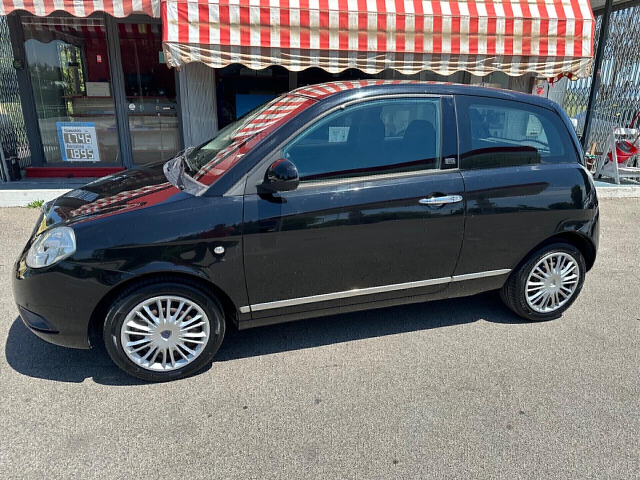 Lancia Ypsilon 1.2 69 CV Argento