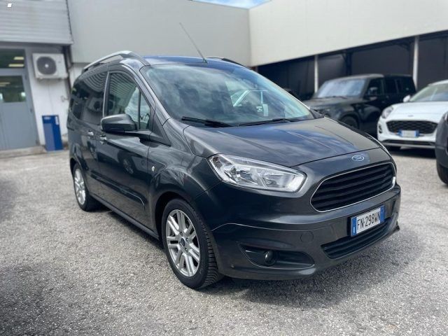 FORD Tourneo Courier 1.5 TDCI 75 CV