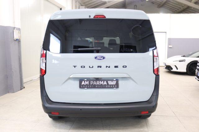 FORD Tourneo Courier 1.0 EcoBoost Powershift Titanium
