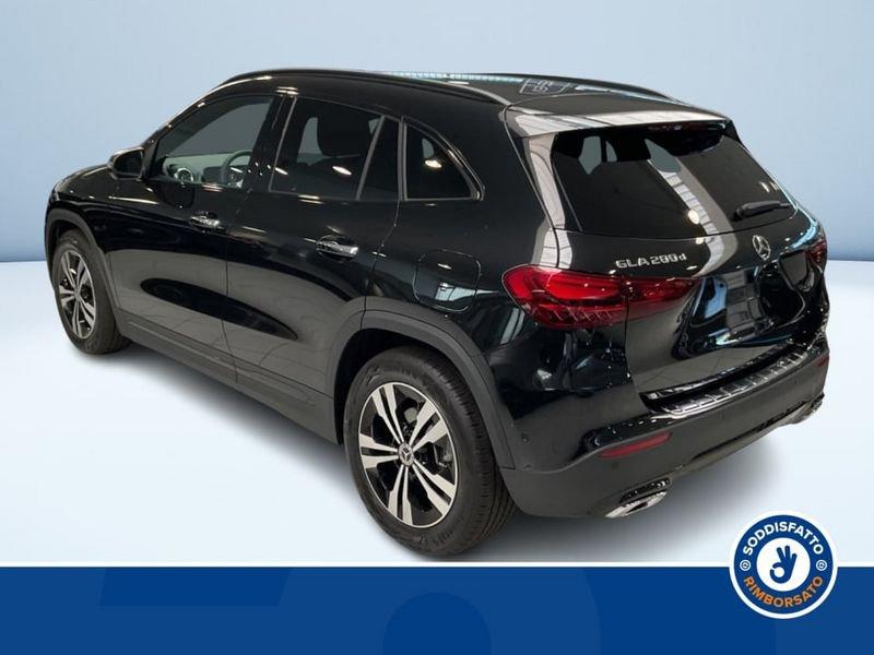 Mercedes-Benz GLA 200d Automatic 4Matic Advanced Plus Progressive