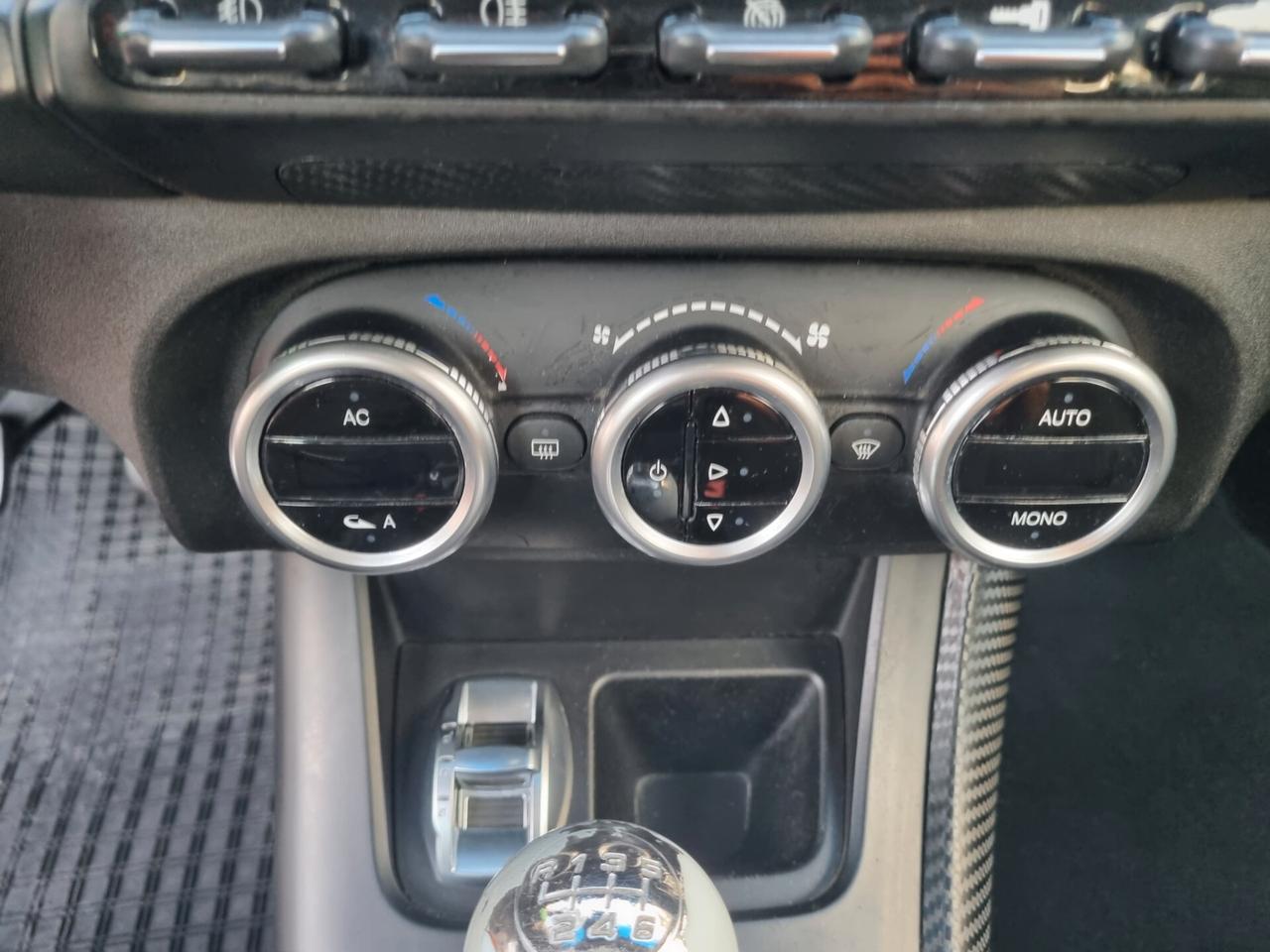 Alfa Romeo Giulietta 1.6 JTDm-2 105 CV Distinctive