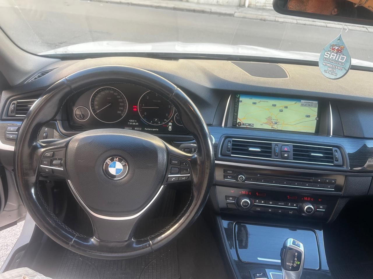 Bmw 520 520d xDrive Luxury