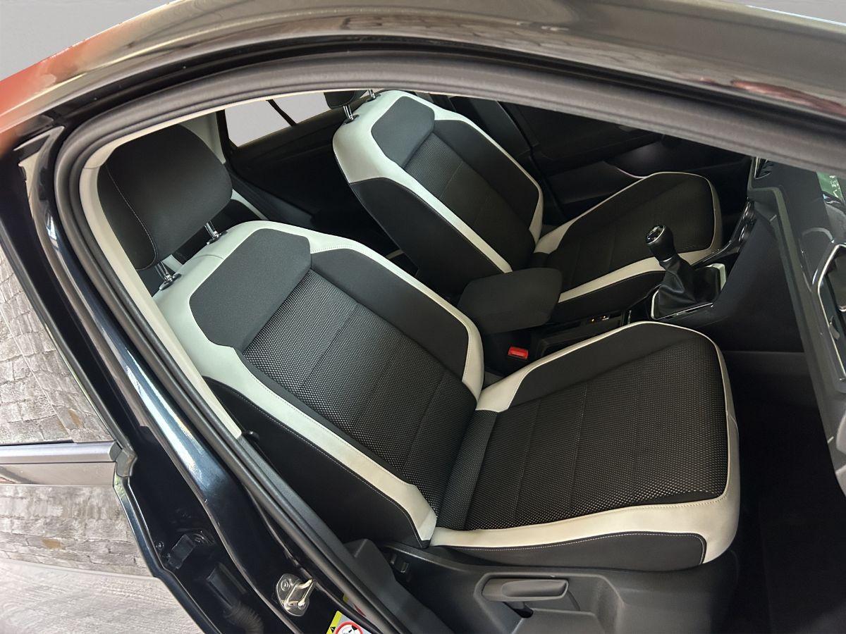 VOLKSWAGEN - T-Roc - 1.6 TDI 116CV SCR Advanced BlueMot.Tech.