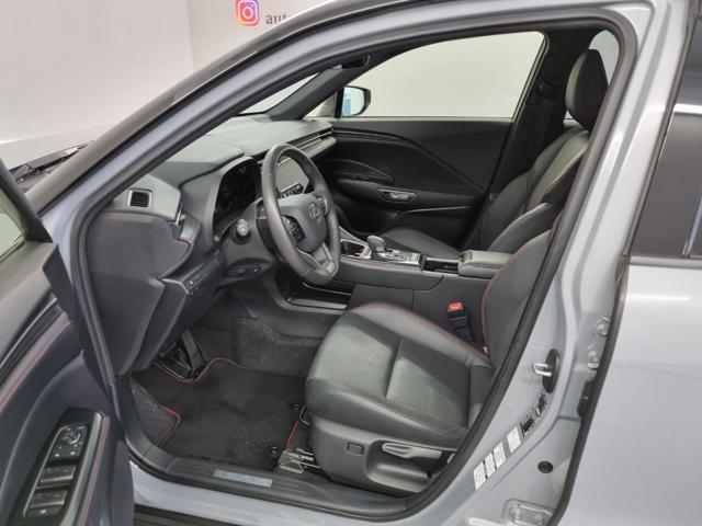 LEXUS LBX Hybrid 4WD Emotion