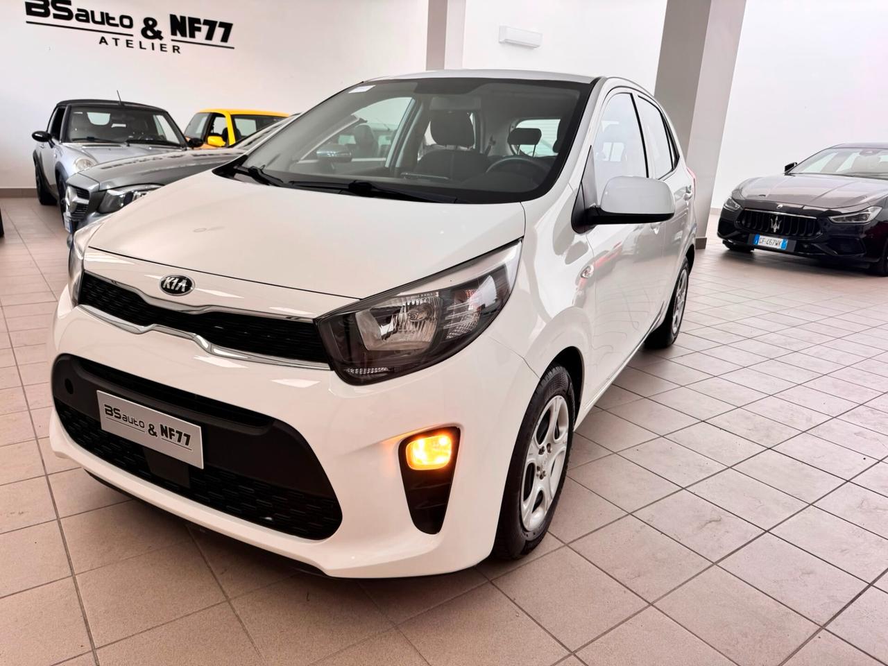Kia Picanto 1.0 12V 5 porte Urban