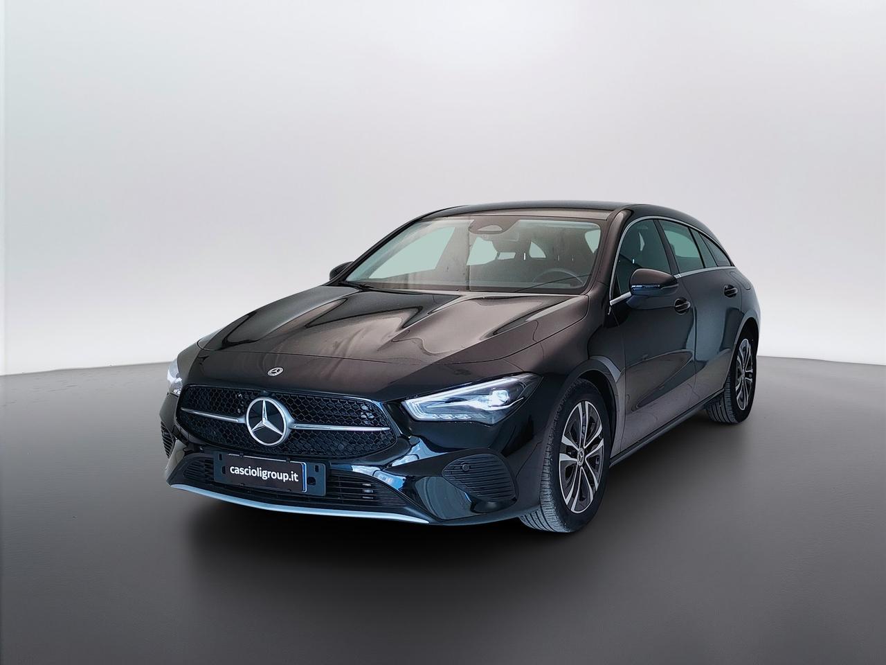 Mercedes-Benz CLA Sh.Brake - X118 2023 - CLA Shooting Brake 180 d Advanced auto