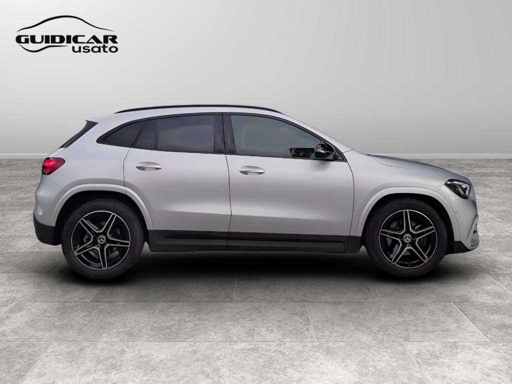 Mercedes-Benz GLA-H247 2023 - GLA 200 d AMG Line Advanced Plus auto