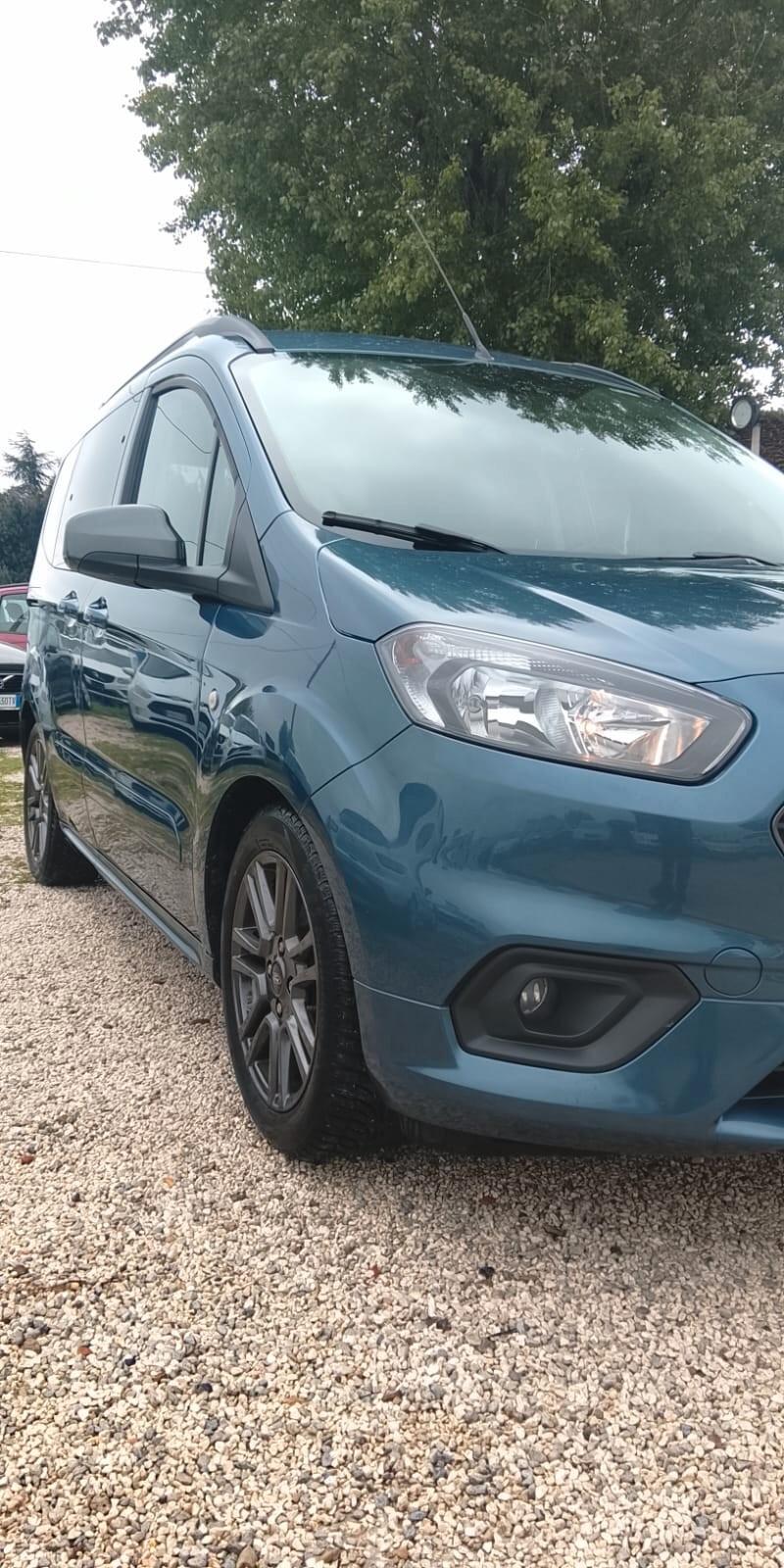Ford Tourneo Courier 1.5 TDCI 100 CV S&S Plus