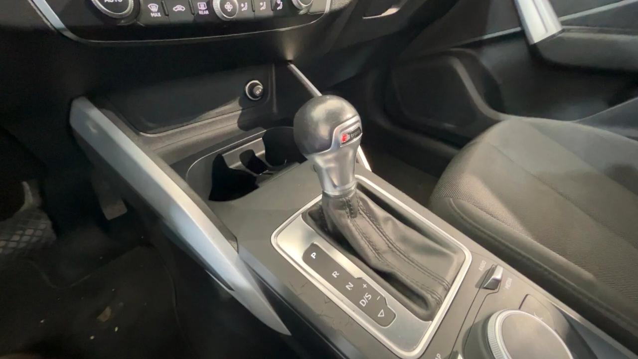 Audi Q2 30 TDI S tronic Business