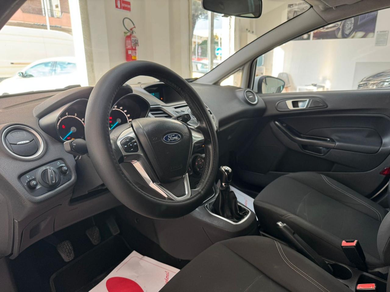 Ford Fiesta /5 PORTE/ 1.2CC 60CV / BENZINA / NEO PATENTATI