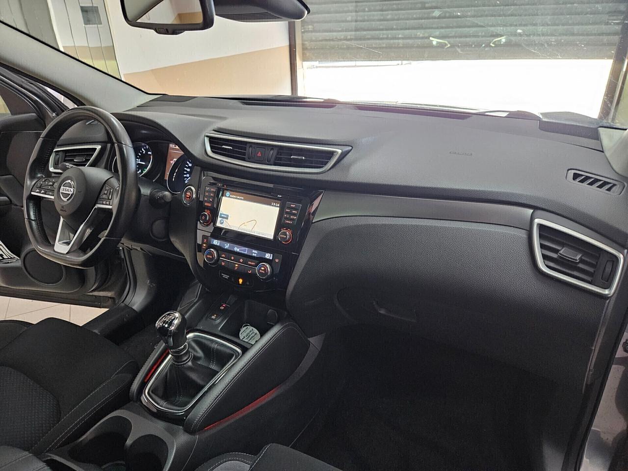 Nissan Qashqai 1.5 dCi N-Connecta