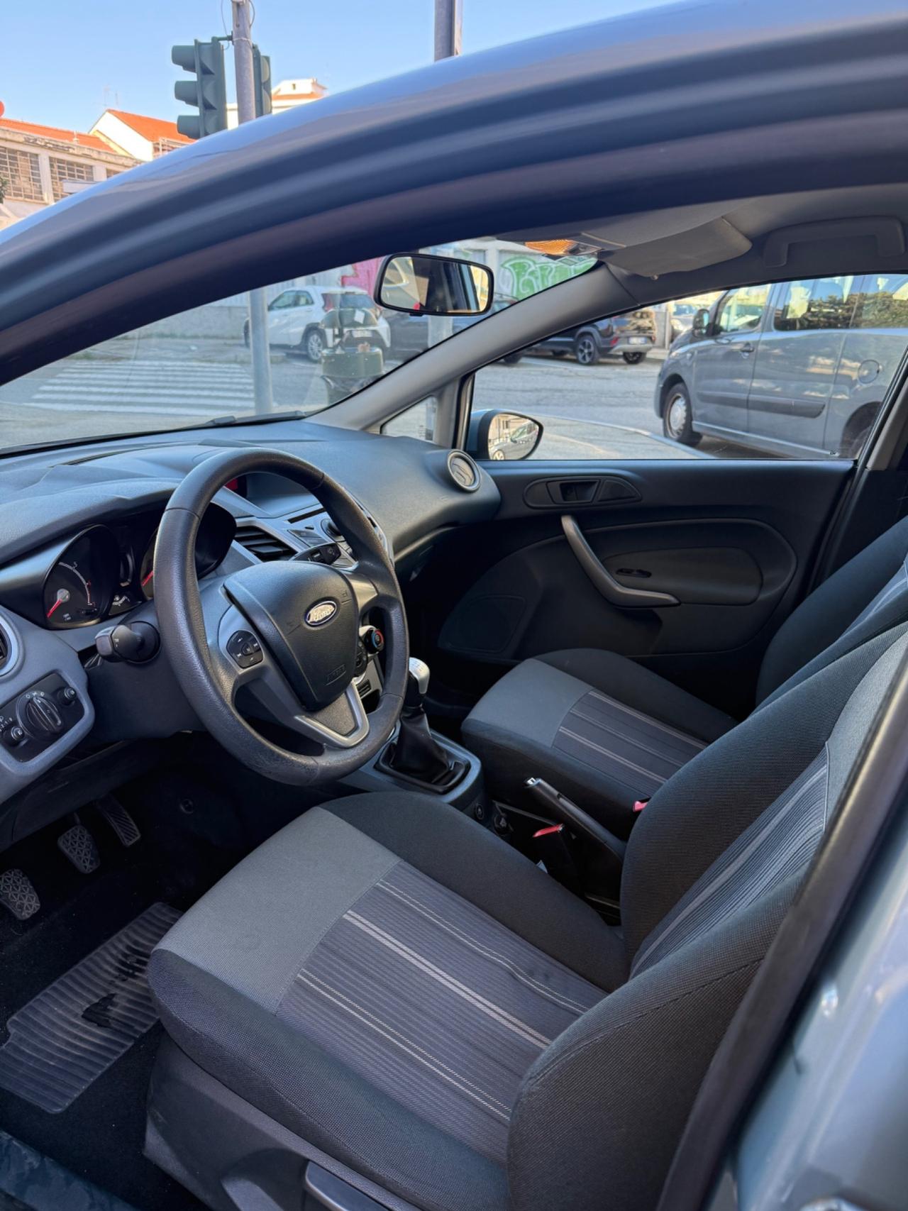 Ford Fiesta 1.4 5 porte Bz.- GPL Titanium