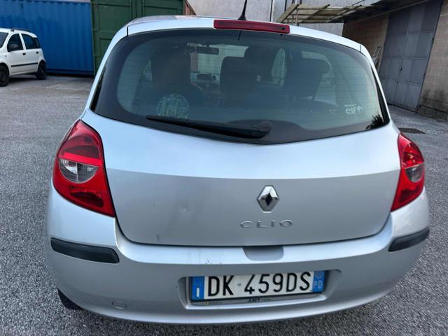 RENAULT Clio 1.5 dCi 70CV 5 porte perfetta di meccanica