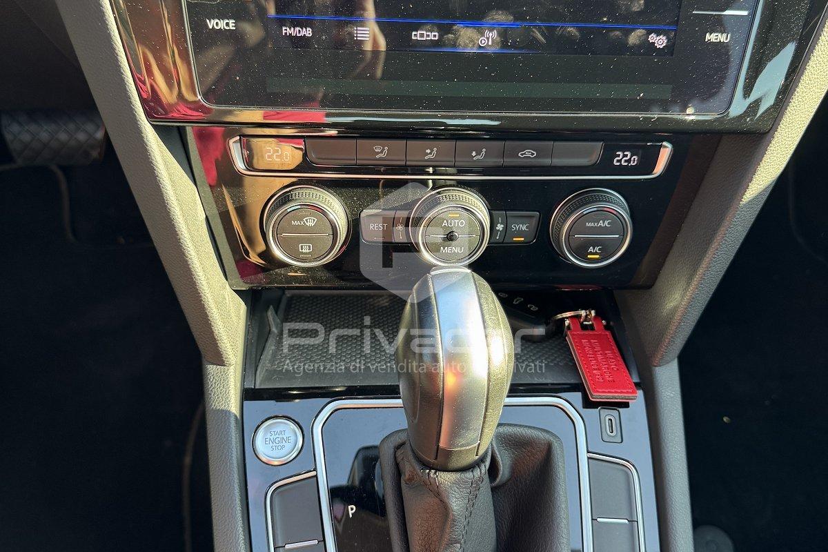 VOLKSWAGEN Passat 2.0 TDI SCR EVO DSG Executive