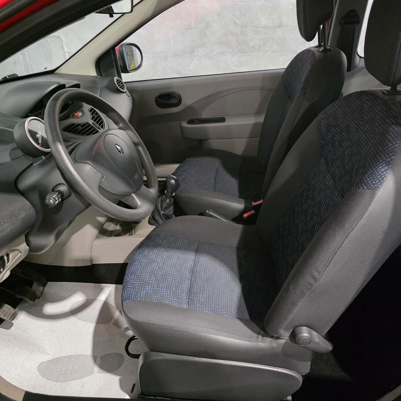 Renault Twingo 1.2 benzina PARI AL NUOVO+NEOPATENTATI+SUBWOOFER DI SERIE