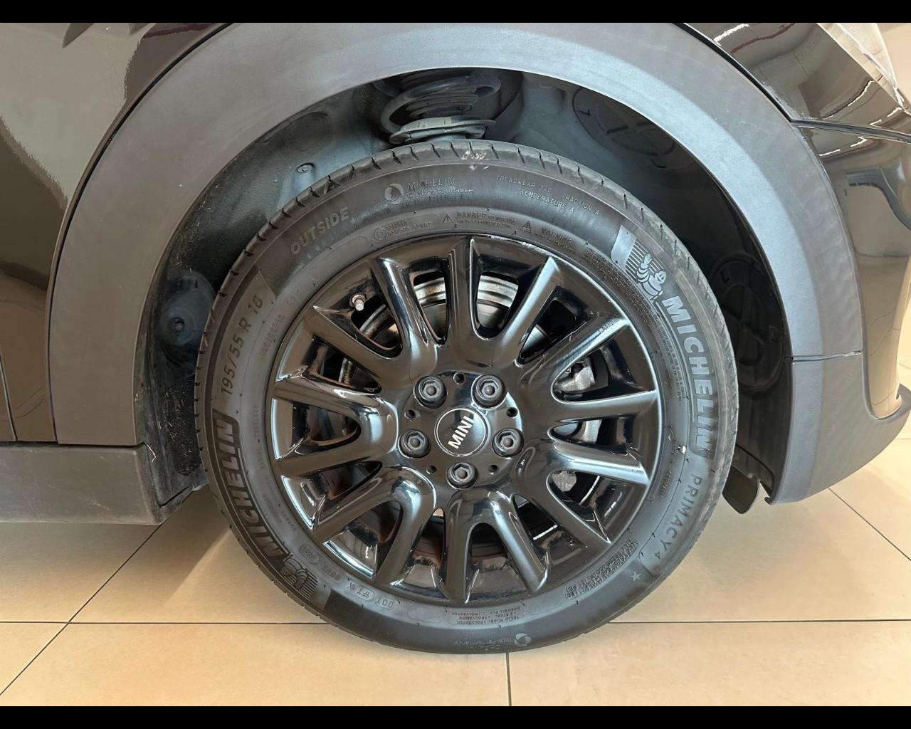 MINI Mini 5 porte (F55) - Mini 1.5 One 75 CV 5 porte