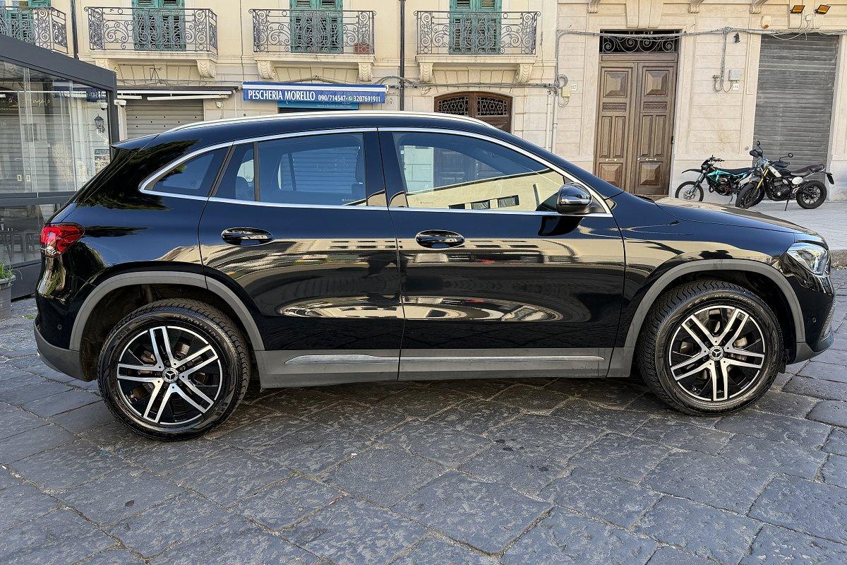 MERCEDES GLA 180 d Automatic Sport Plus