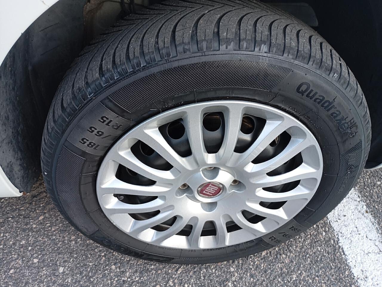 Fiat Punto 1.4 8V 5 porte Natural Power Street