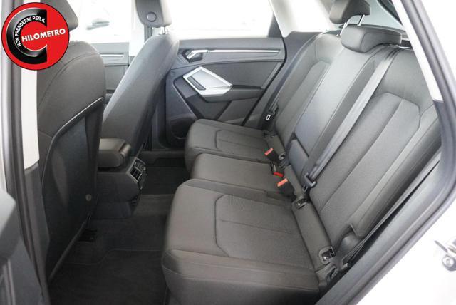 AUDI Q3 35 TDI quattro S tronic S line edition