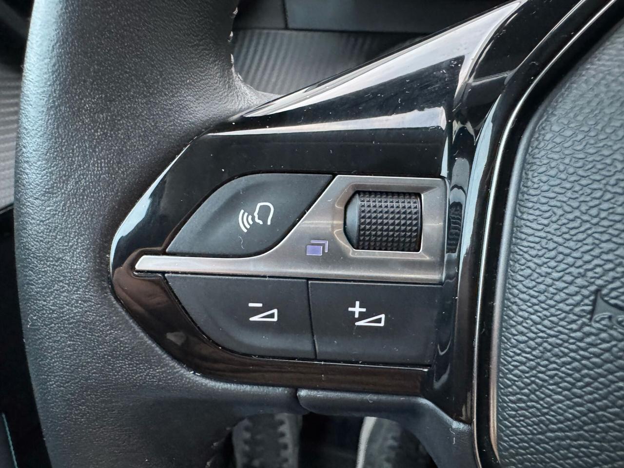 PEUGEOT 208 1.5 HDI 100CV ALLURE 2020!!!!!