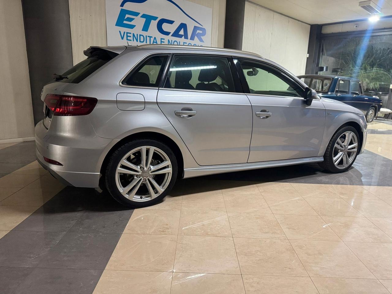 Audi A3 SPB 1.6 TDI clean diesel S tronic Ambition