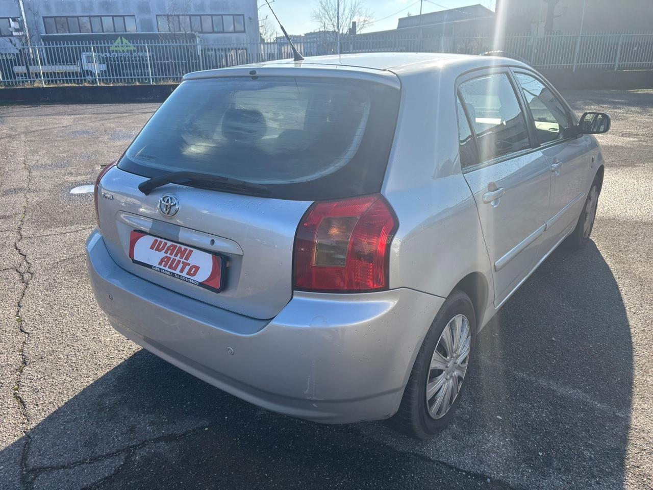 Toyota Corolla 1.4 16V 5 porte