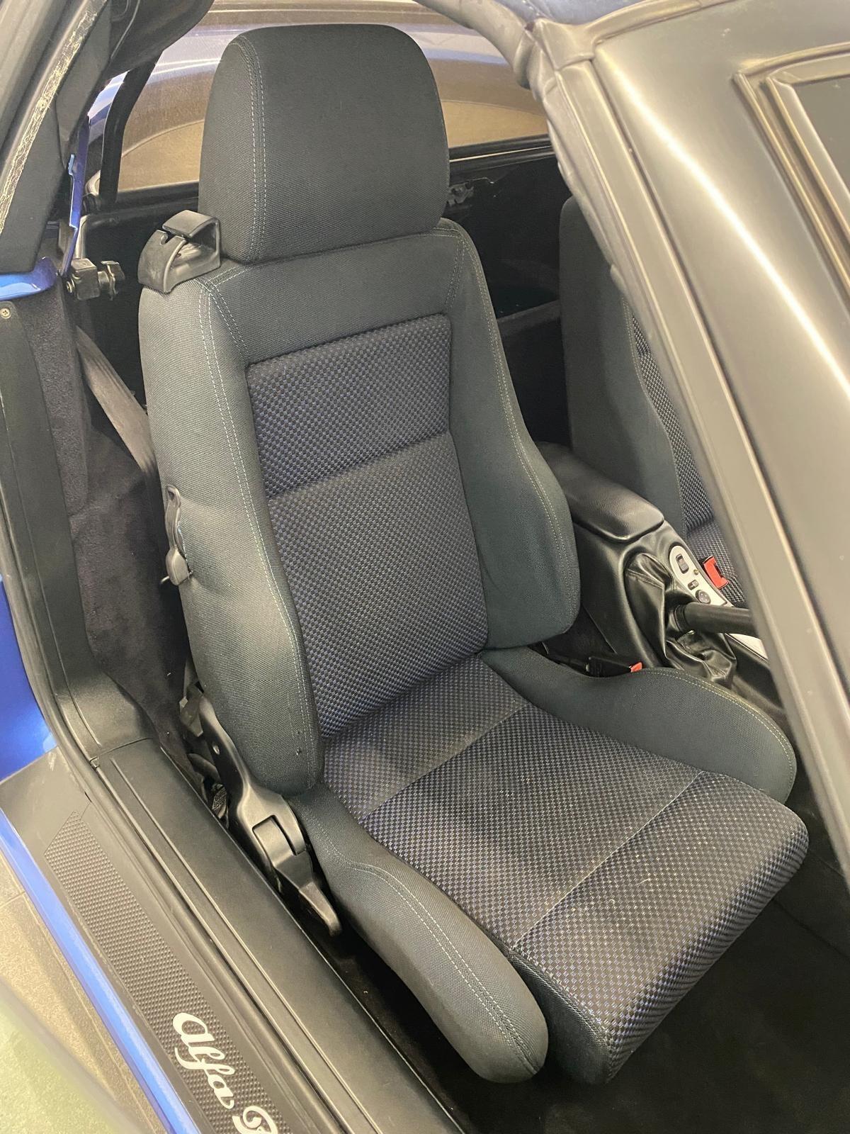 Alfa Romeo GTV Blu Reims