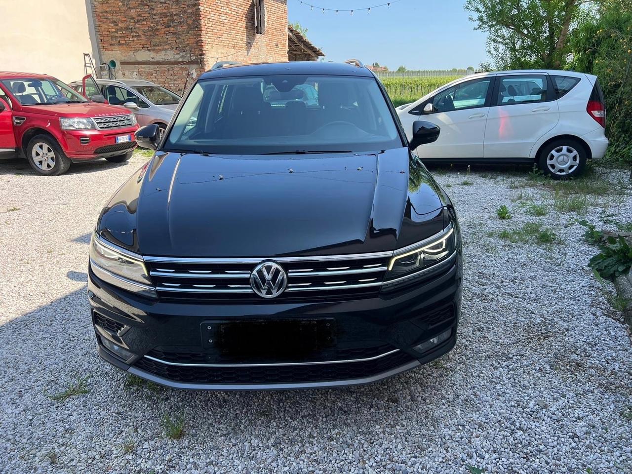 Volkswagen Tiguan 2.0 TDI SCR DSG 4MOTION Business BMT