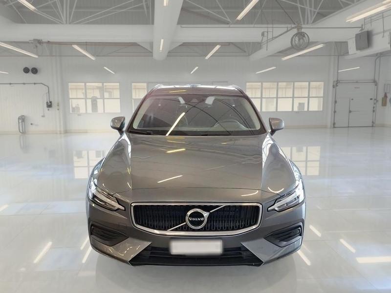 VOLVO V60 B4 D autom. Momentum Business WAGON