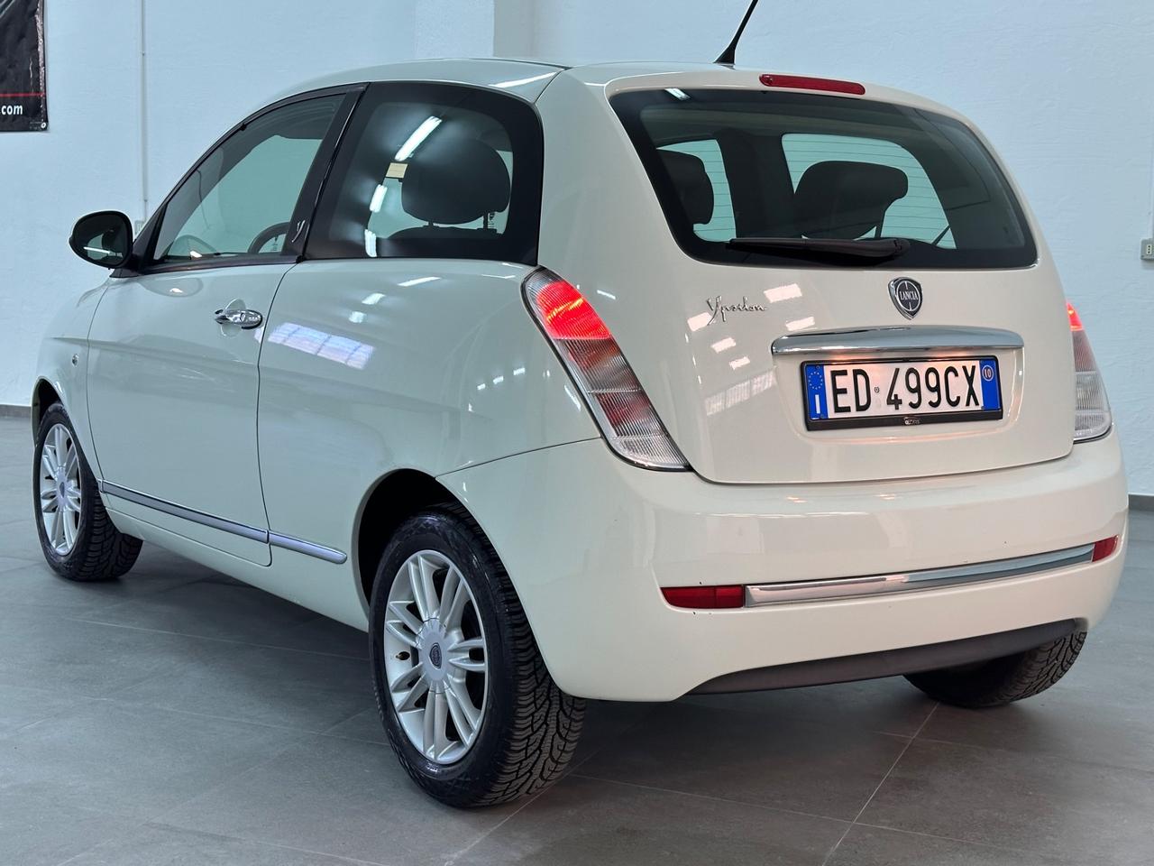 Lancia Ypsilon 1.2 Platino