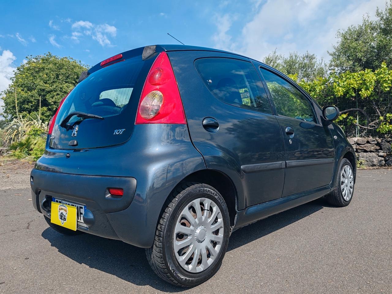 Peugeot 107 1.0 68CV 5p. Plaisir
