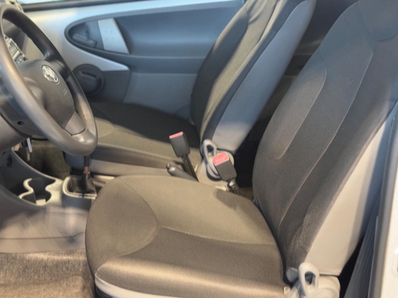 Toyota Aygo 1.0 12V VVT-i 3 porte Sol