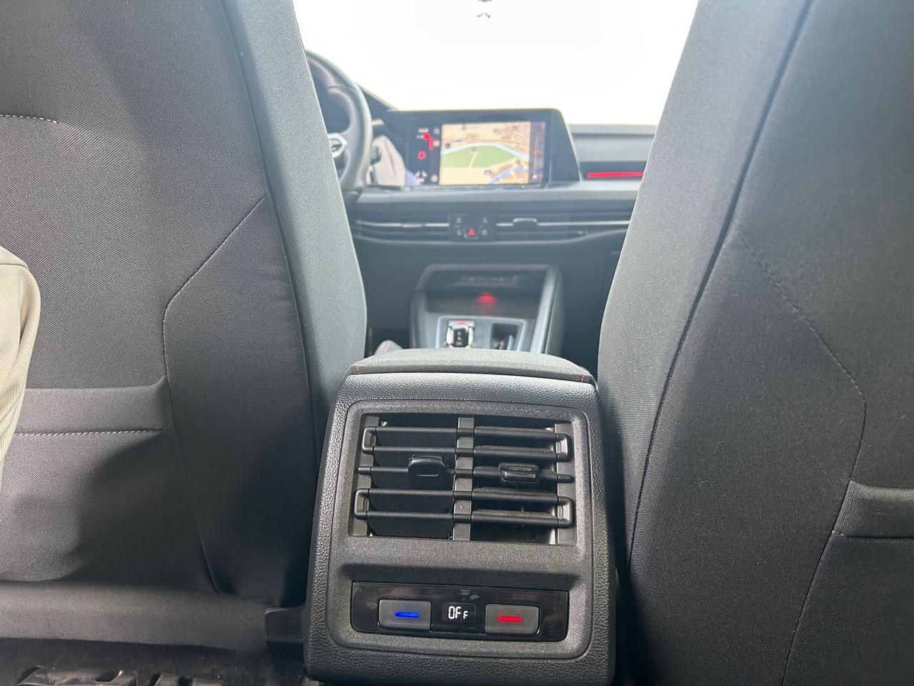 Volkswagen Golf GTI Ultimate 2.0 TSI GTI #9702