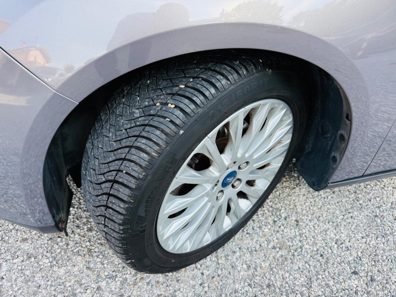 Ford Focus 2.0 TDCi 115 CV Powershift Titanium