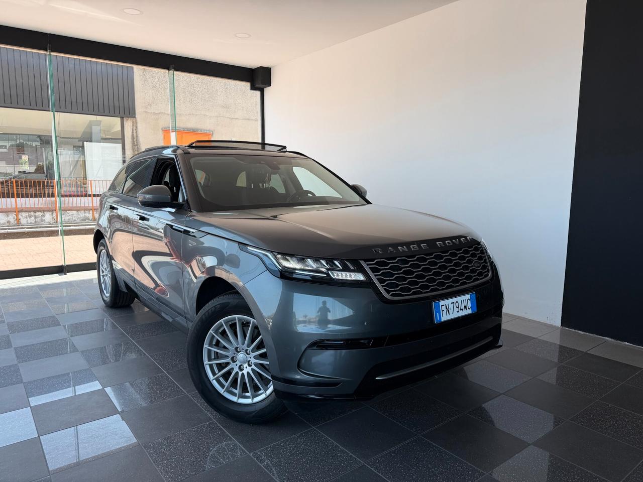 Land Rover Range Velar 2.0 TD4 180 CV R-Dynamic HSE