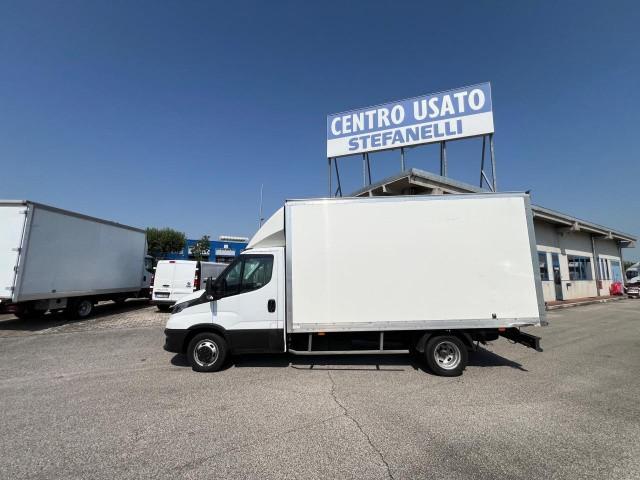 Iveco DAILY 35C16H3.0 BOX