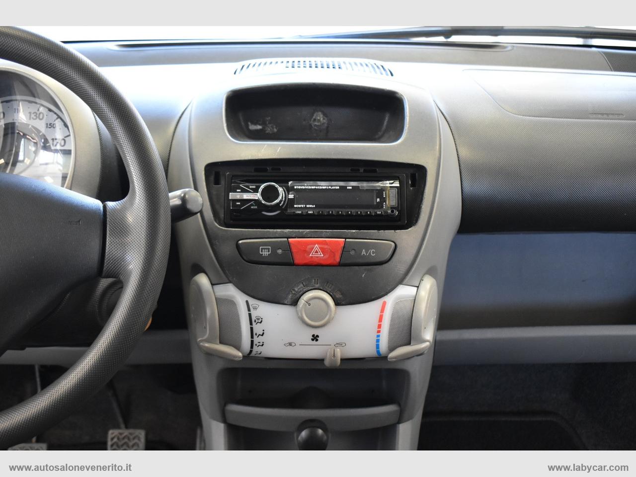PEUGEOT 107 1.0 68 CV 5p. Plaisir