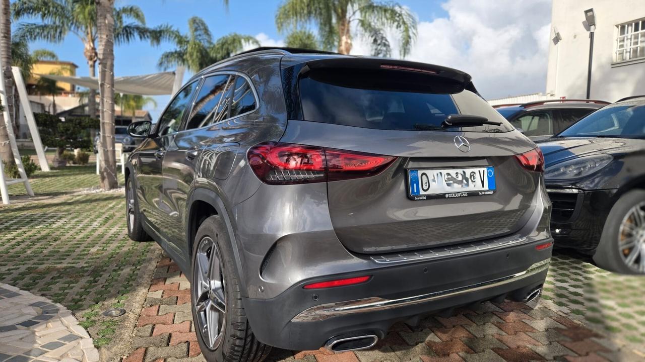 Mercedes-Benz GLA 180 d 1950 115CV Premium AMG auto Tetto Uff Italy Led USB