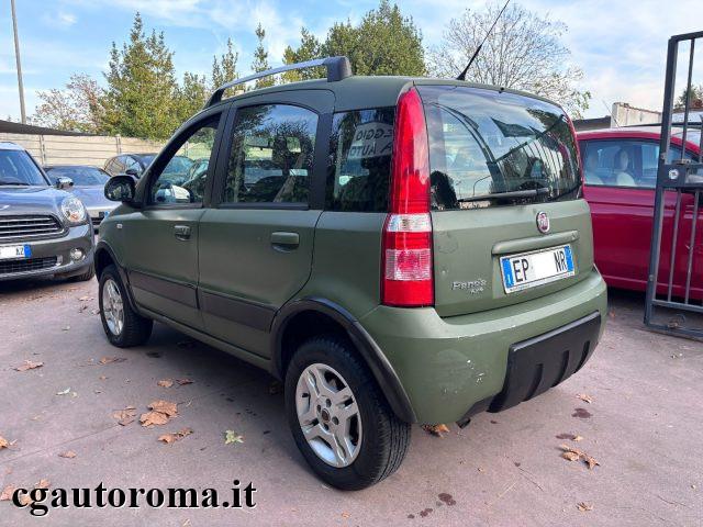 FIAT Panda 1.3 MJT 16V DPF 4x4 Climbing