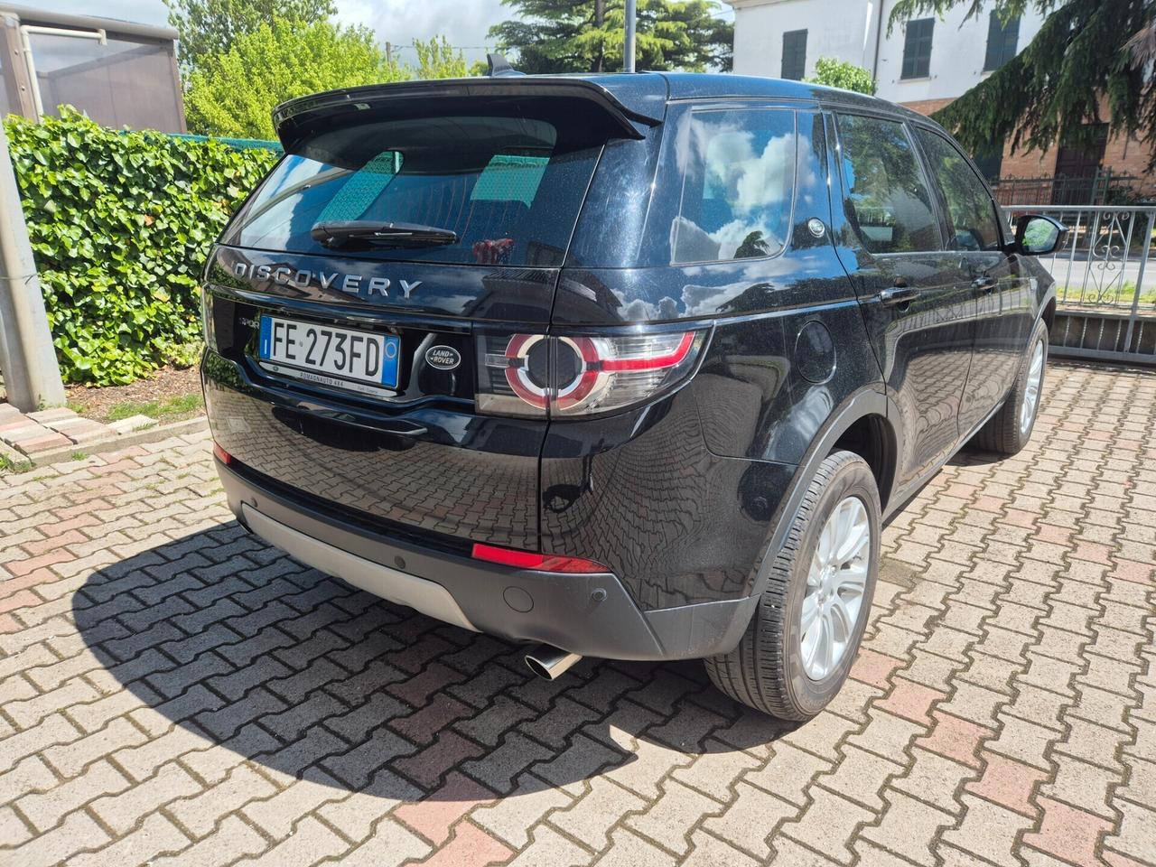 Land Rover Discovery Sport 2.0 150 CV CON CATENA DA FARE