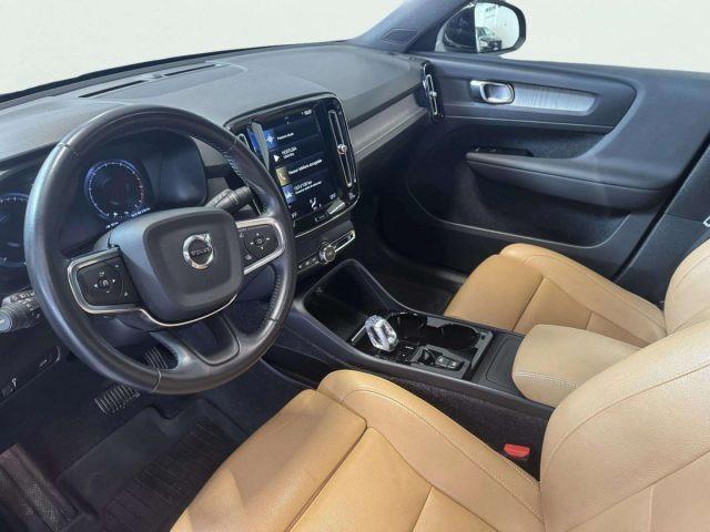 VOLVO XC40 T3 INSCRIPTION AUTOMATICA
