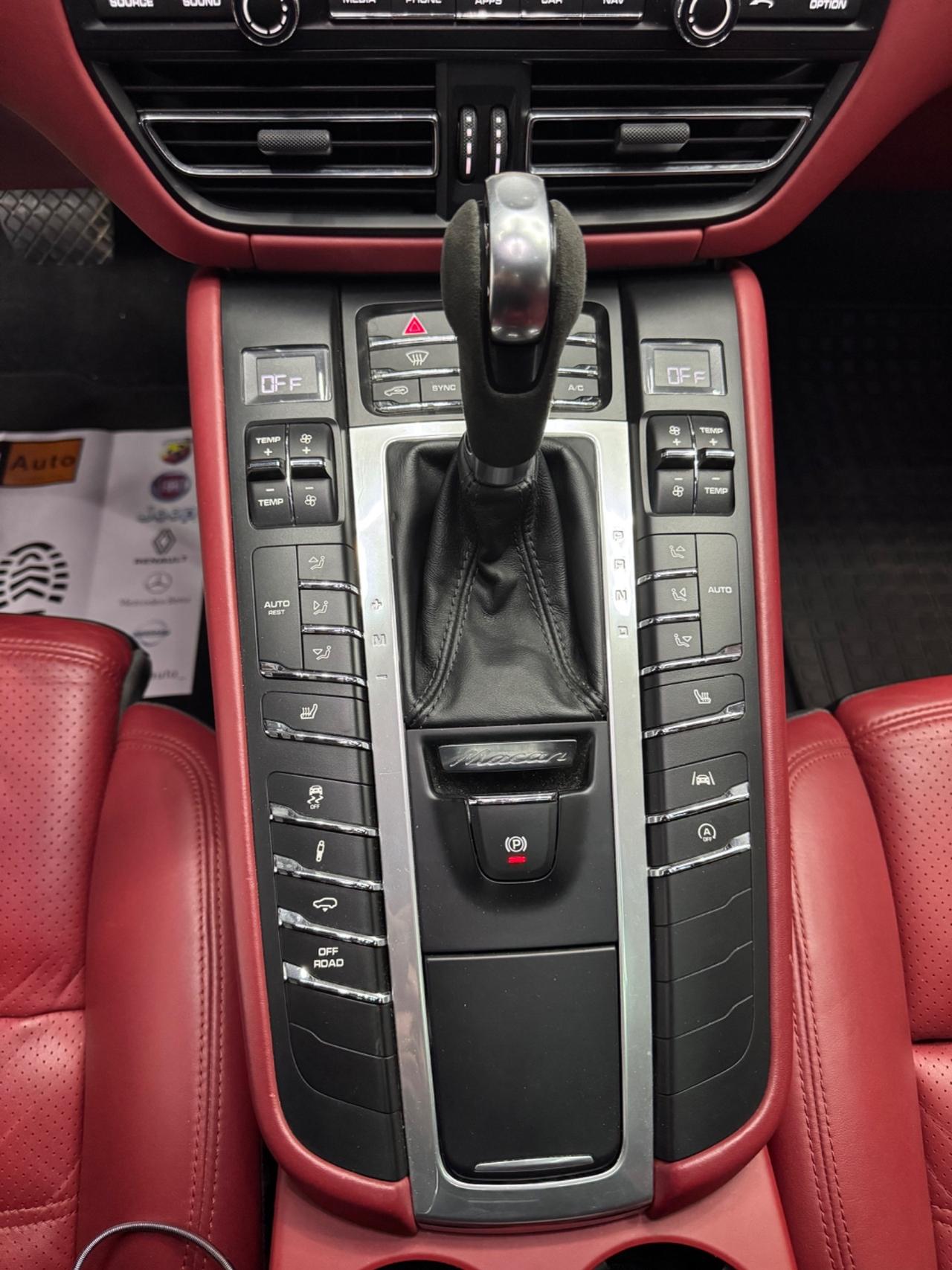 Porsche Macan 2.0 Sport Chrono Carbon 21 tetto navi NO SUPERBOLLO