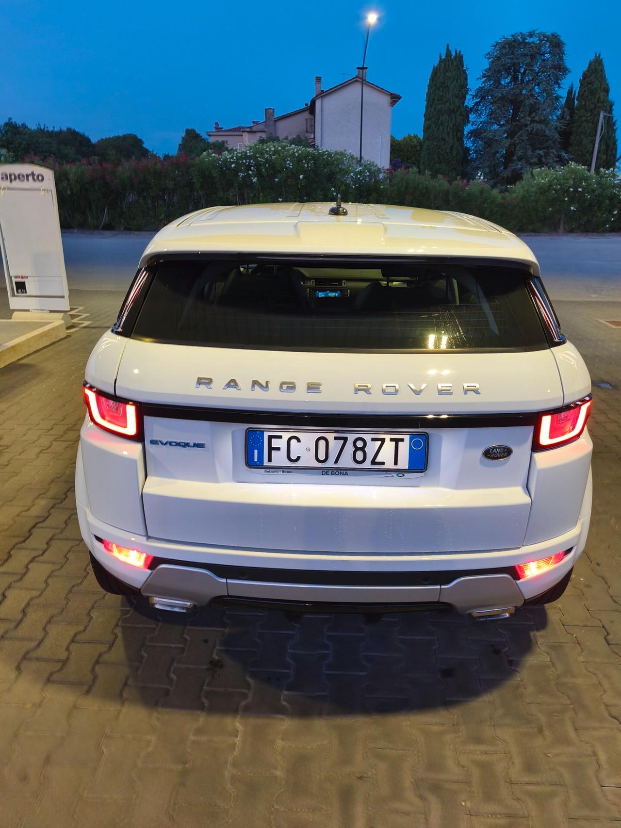 LAND ROVER EVOQUE 2.0D HSE KM80MILA