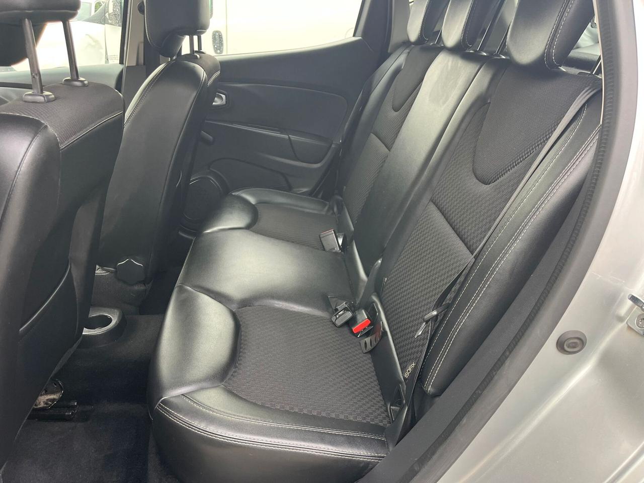 Renault Clio dCi 8V 75 CV 5 porte Moschino Life