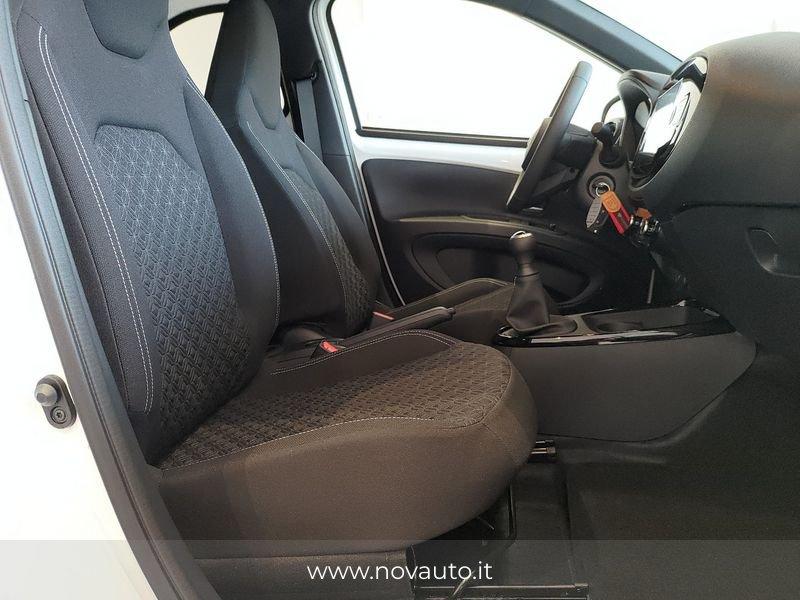 Toyota Aygo X Aygo X 1.0 VVT-i 72 CV 5 porte Trend