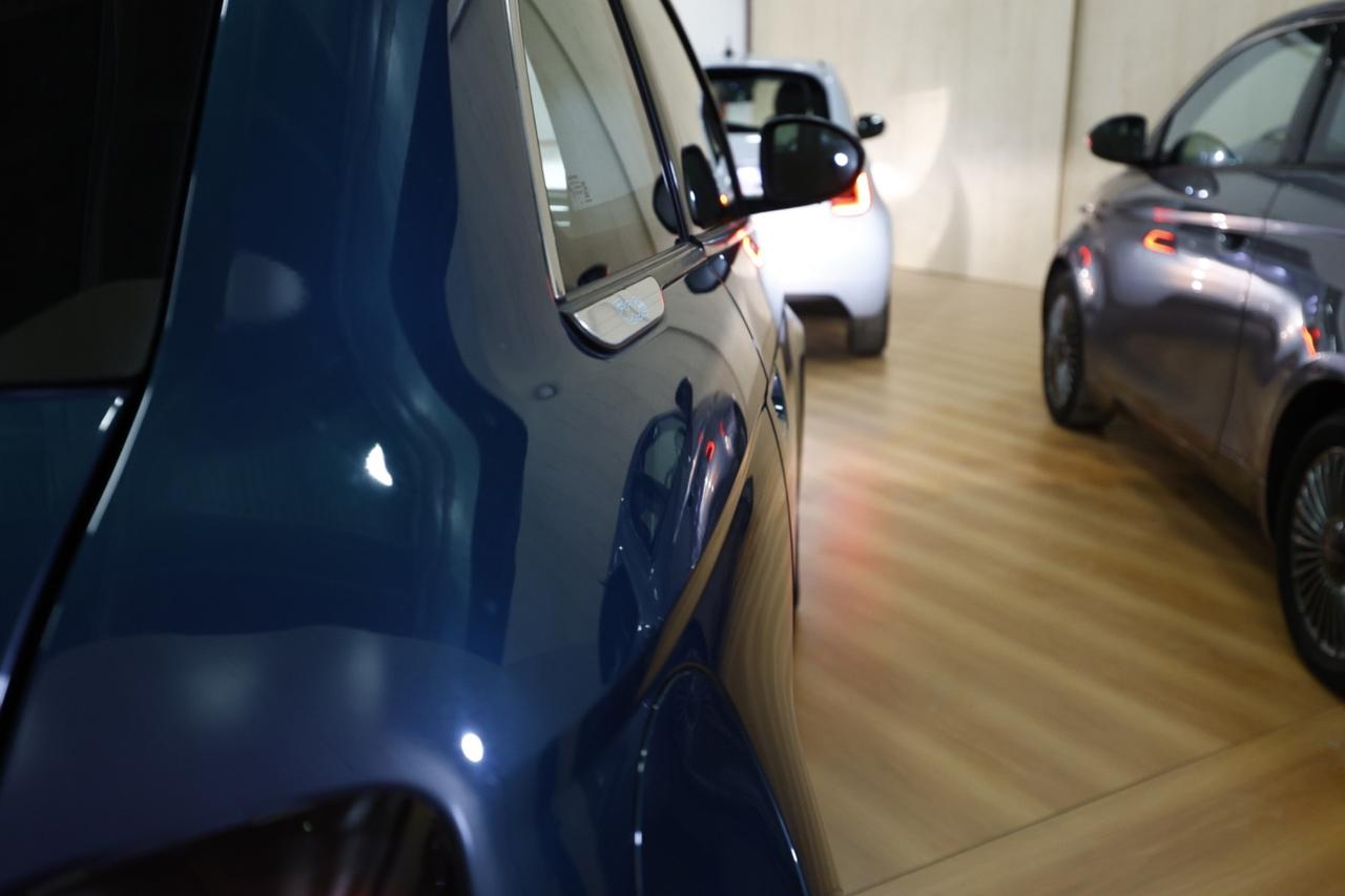 Fiat 500 500e Berlina 42 kWh Icon