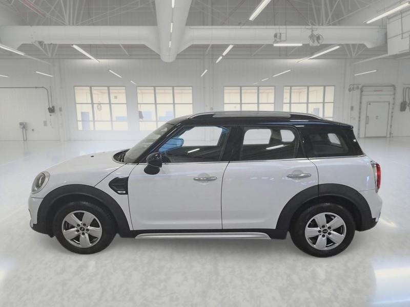 MINI COOPER D COUNTRYMAN BUSINESS AUTOMATICA 5 PORTE BERLINA