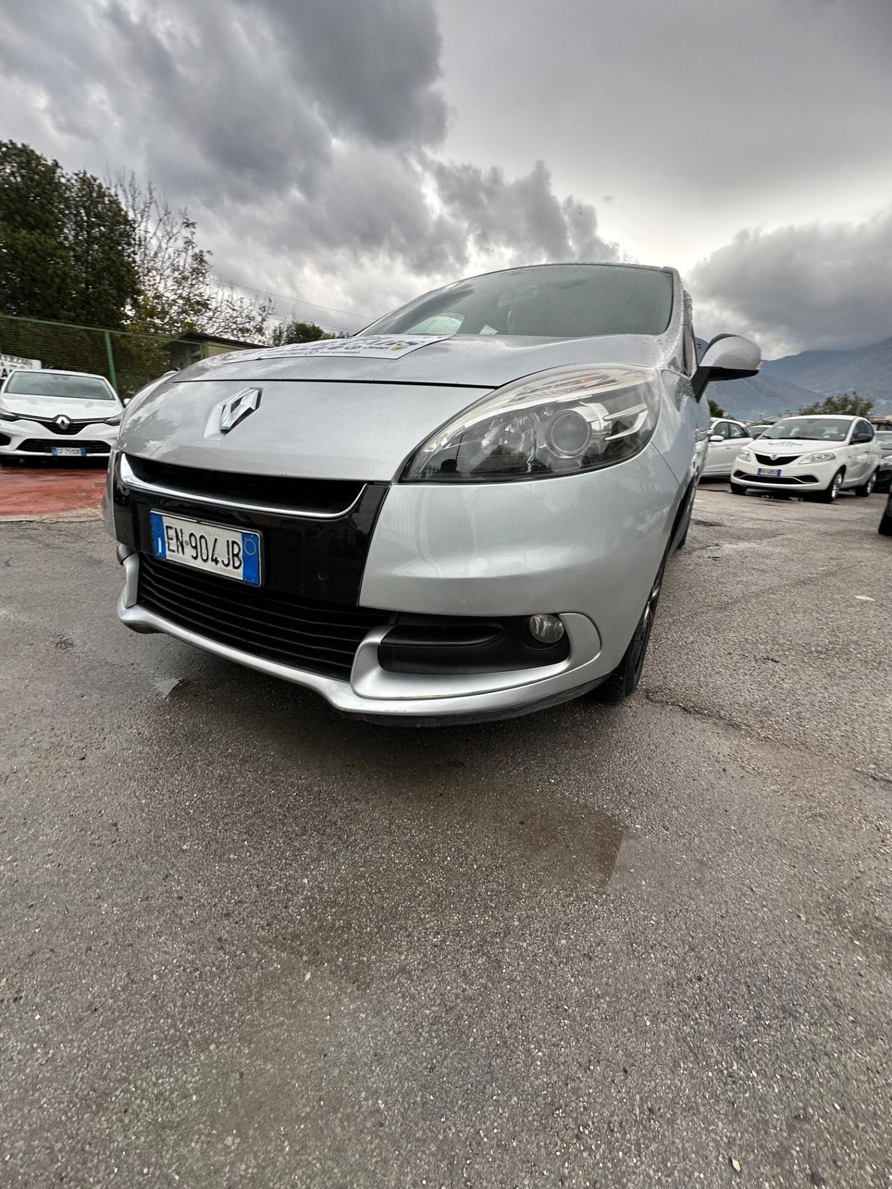 Renault Scenic Scénic XMod 1.5 dCi 110CV EDC Bose