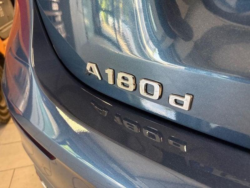 Mercedes-Benz Classe A A 180 d Sport auto